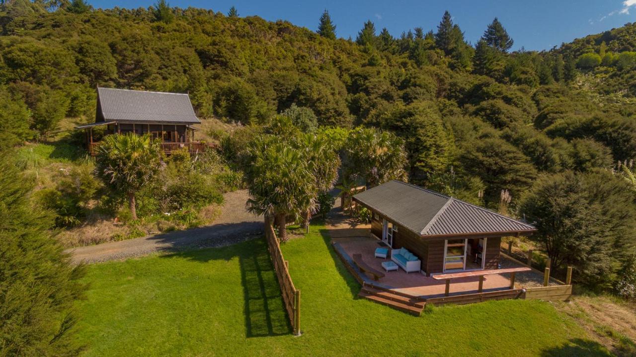 Kuaotunu Chalets Экстерьер фото