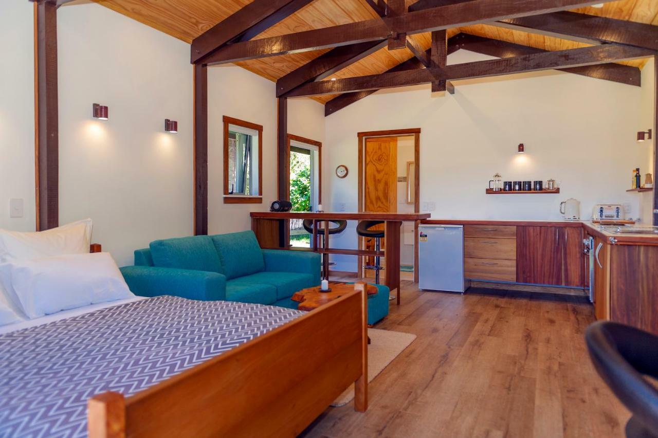 Kuaotunu Chalets Экстерьер фото
